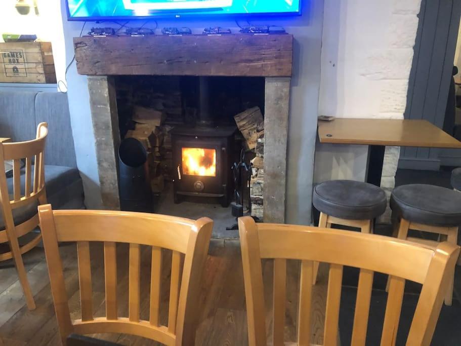 2 Bedroom Apartment, Cononley Near Skipton Bagian luar foto