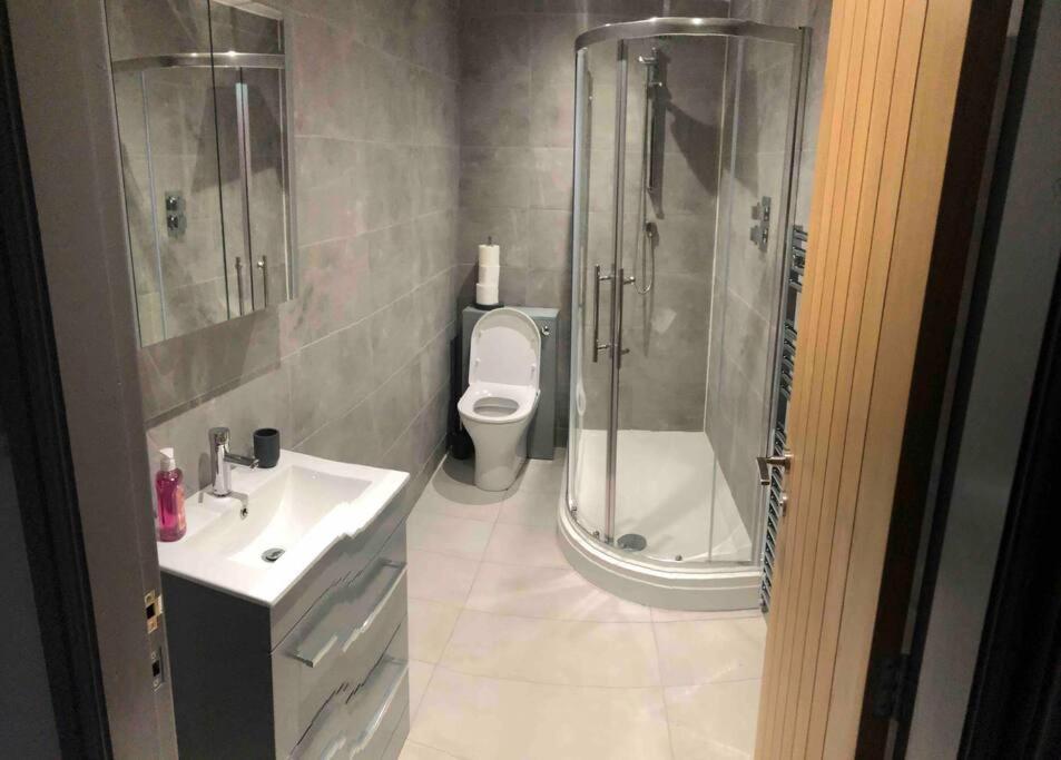 2 Bedroom Apartment, Cononley Near Skipton Bagian luar foto