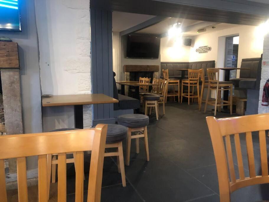2 Bedroom Apartment, Cononley Near Skipton Bagian luar foto